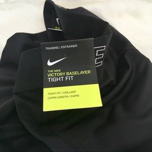 nike victory base layer tight fit